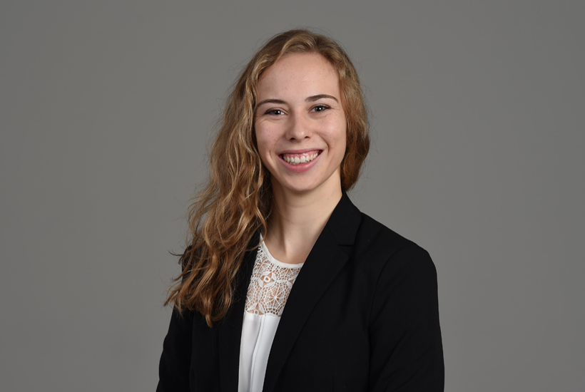 Anika Rey, Gründerin von reydigieren
